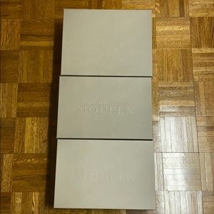 (Sold out) Alexander Mqueen sneaker shoes boxes